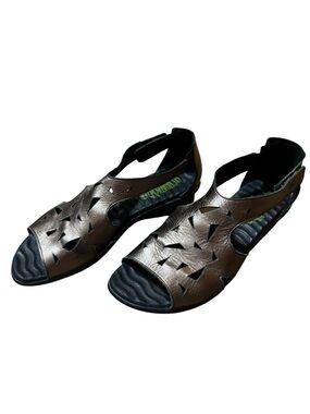 Groundhog Soho Leather Sandals in bronze